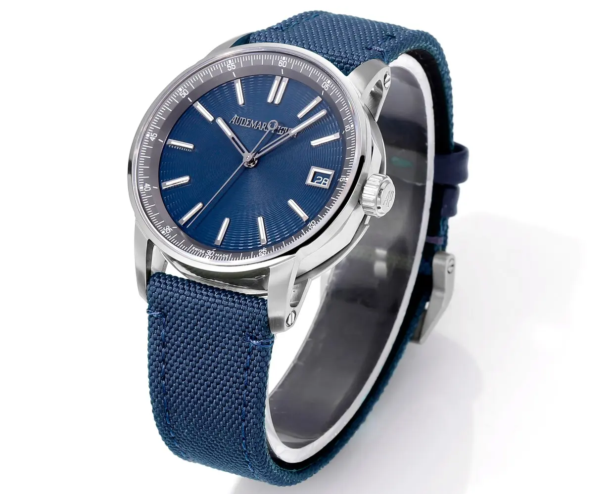 BBR Factory Audemars Piguet CODE 11.59 Blue Dial Super Clone Watch Replica SoftTouch 5143